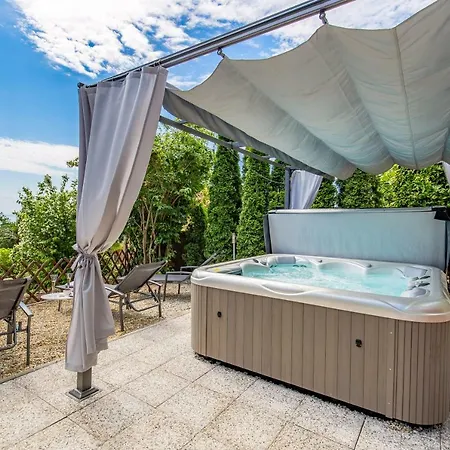 Luxury Penthouse Prestige Near The Sea 公寓 *