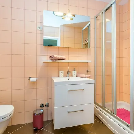 Luxury Penthouse Prestige Near The Sea Οπατία