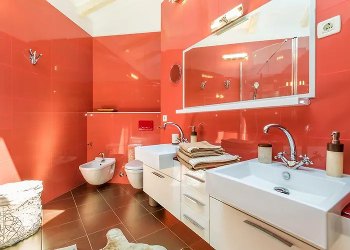 شقة Luxury Penthouse Prestige Near The Sea